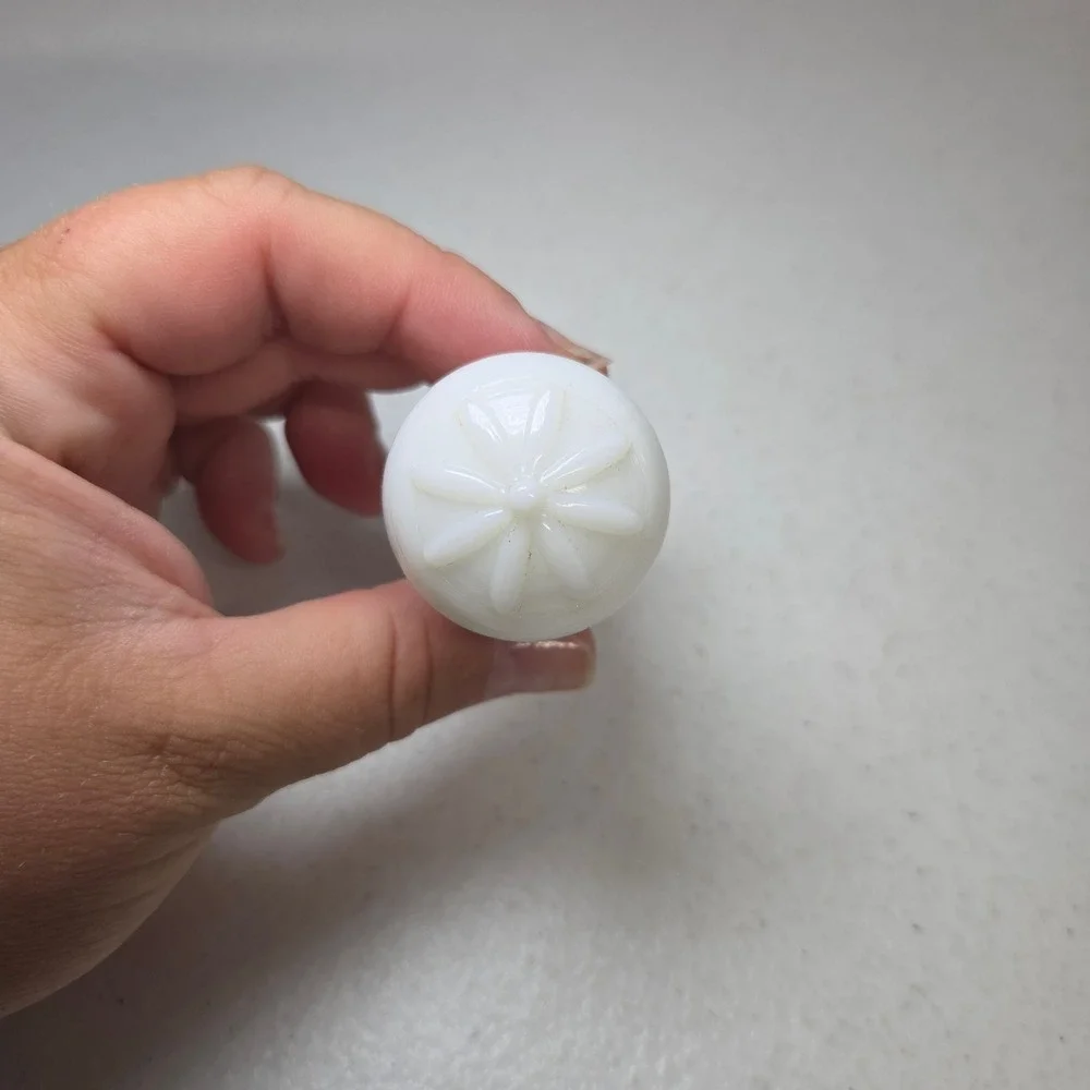 Vintage White Milk Glass Bottle Stopper Floral Daisy Embossed Top Replacement